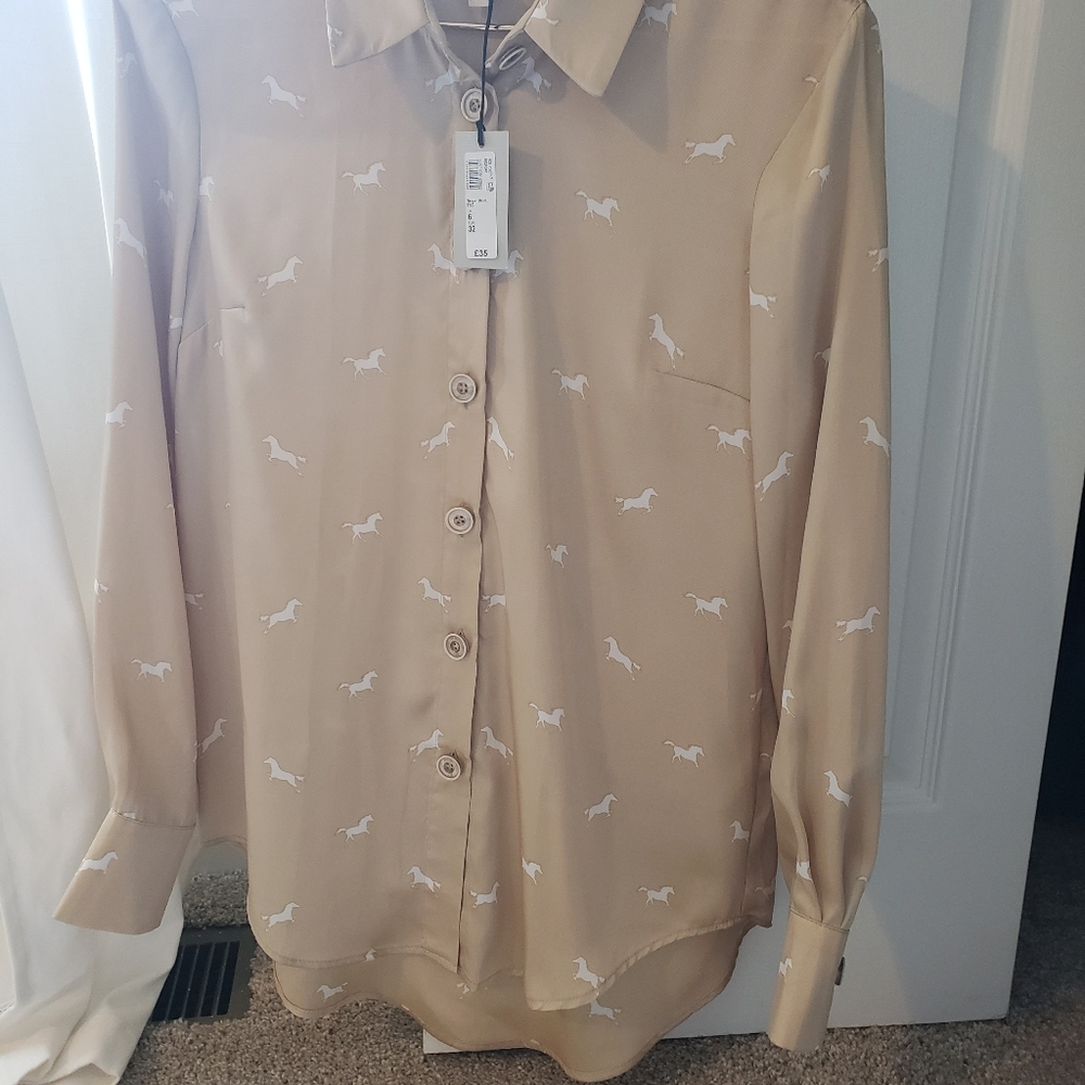 BNWT River Island horse print blouse.